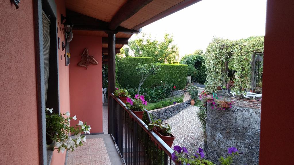 Etma Bed & Breakfast SantʼAlfio Eksteriør bilde