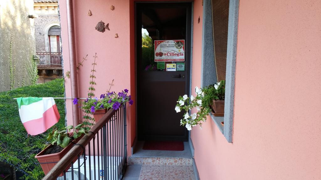 Etma Bed & Breakfast SantʼAlfio Eksteriør bilde