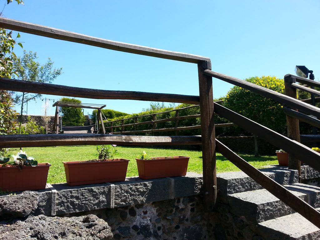 Etma Bed & Breakfast SantʼAlfio Eksteriør bilde