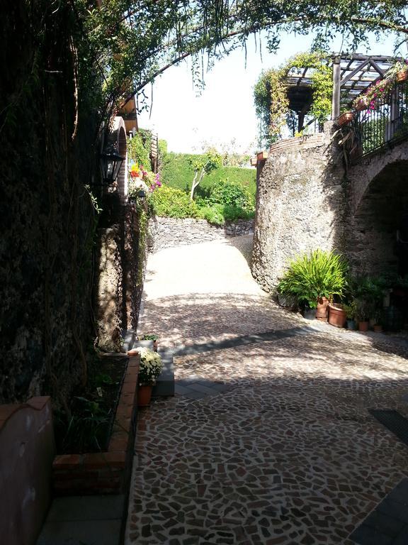 Etma Bed & Breakfast SantʼAlfio Eksteriør bilde