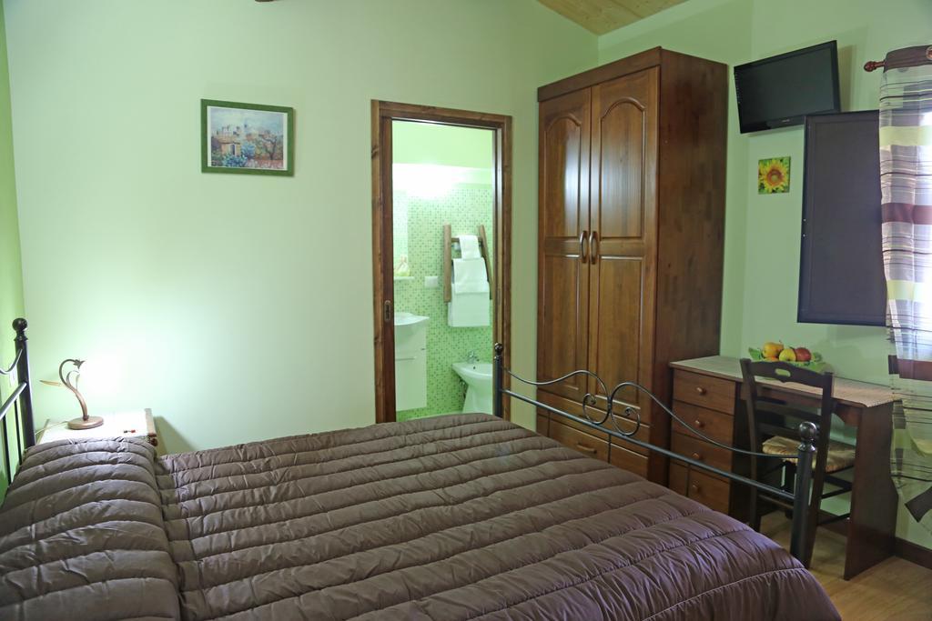 Etma Bed & Breakfast SantʼAlfio Rom bilde